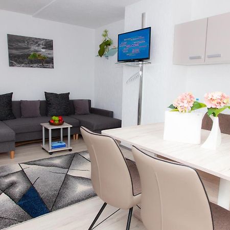 T&K Apartments Near Messe Fair Trade Duesseldorf Und Airport 3A Duisburgo Exterior foto